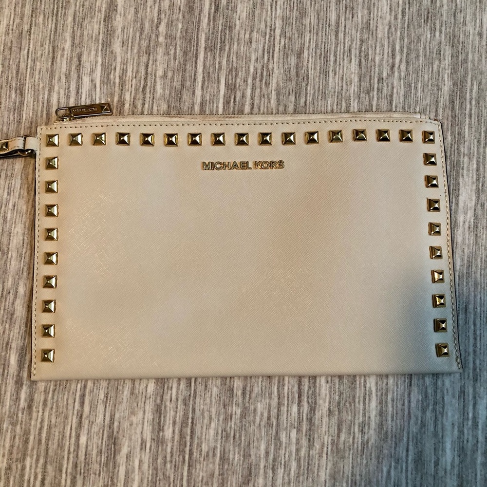 MICHAEL KORS Cream Studded Clutch Wristlet